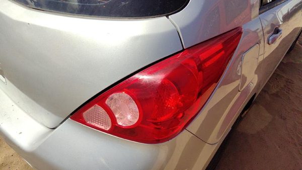 2007-2011 Nissan Versa Passenger Right Outer Tail Light Brake Lamp Oem Rear — photo 3