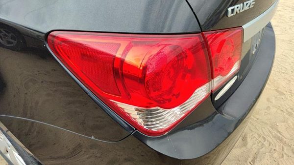 2011 Chevy Cruze Tail Light Assembly LH Driver Left Outer Brake Lamp OEM Rear — photo 4