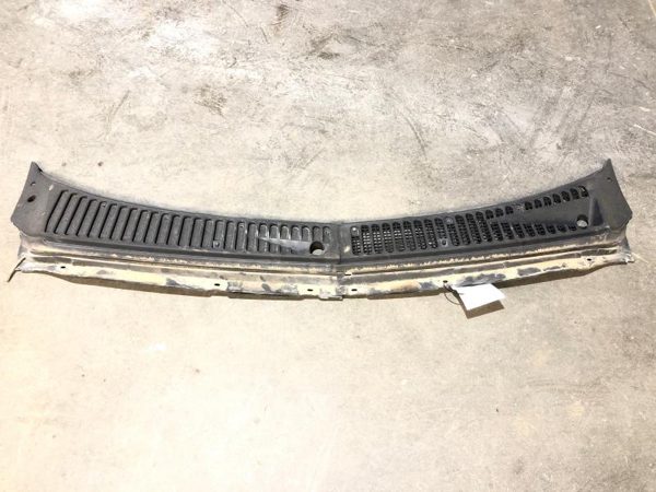 02 Ford F250 Super Duty Windshield Wiper Cowl Vent Trim Panel Grille Powerstroke — photo 1