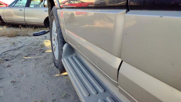 2008 Ford Expedition Rear Door RH Ua Black — photo 7