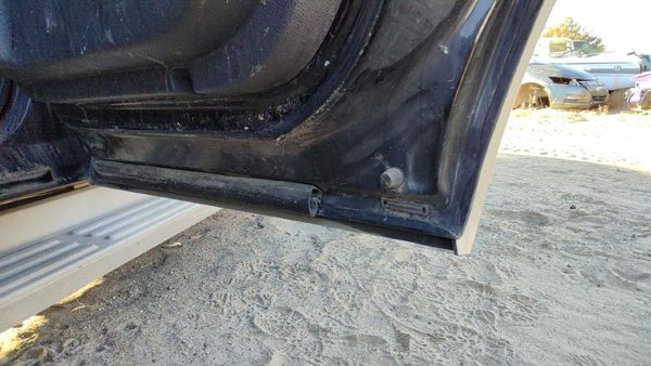 2008 Ford Expedition Rear Door RH Ua Black — photo 8