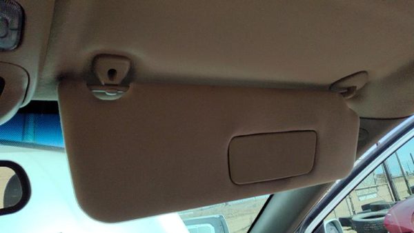 2004 Toyota Sienna Passenger Right Sun Visor Oem Fawn 41 7431008090A0 — photo 3