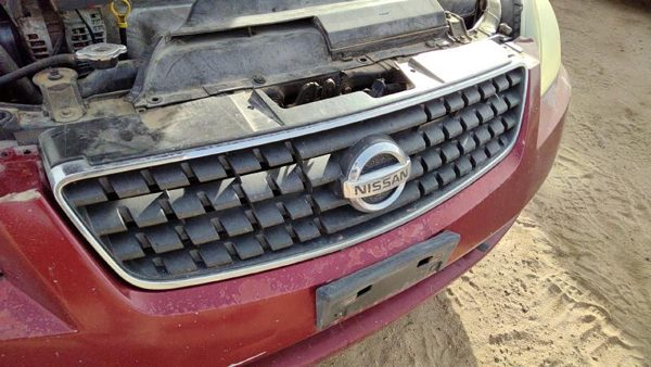 2005-2006 Nissan Altima Front Grille Assembly Oem 62070Zb000 — photo 5