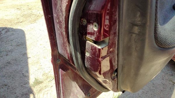 1994-1997 Honda Accord Driver Left Front Door Latch With Rods/Cables Oem — photo 3