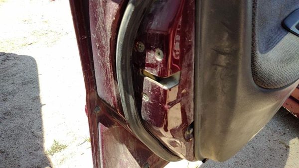 1994-1997 Honda Accord Driver Left Front Door Latch With Rods/Cables Oem — photo 2