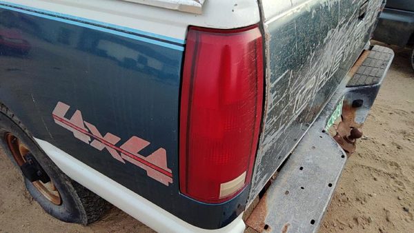 1988-1999 Chevy Silverado 1500 Driver Left Tail Light Brake Lamp Oem Rear — photo 3