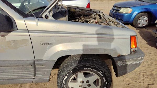1993-1998 Jeep Grand Cherokee Passenger Right Front Fender Oem Silver 55031834 — photo 3