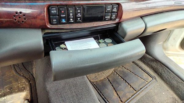 2001-2005 Buick Lesabre Slide Out Dash Coin Tray Assembly Oem Graphite 933 — photo 1