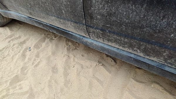 07-09 Grand Vitara Xl-7 Driver Left Lower Rocker Panel Moulding Side Skirt Black — photo 3