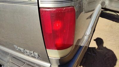 1996-2001 Olds Bravada Passenger Right Tail Light Brake Lamp Oem Rear 19179679