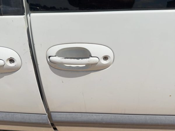 99 Town & Country Driver Left Rear Outside Door Handle Oem Back Taupe Frost Ptk — photo 2