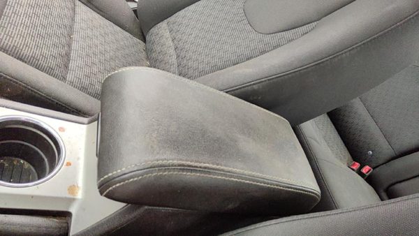 2010-2011 Ford Fusion Center Console Lid Only Oem Arm Rest Fold Down Black Dw — photo 2