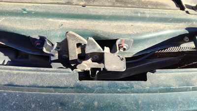 1998-2002 Honda Passport Hood Latch Assembly With Bracket Oem