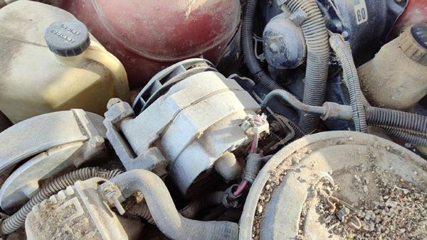1985-1986 Pontiac Sunbird Alternator 1.8L 19151866 — photo 3