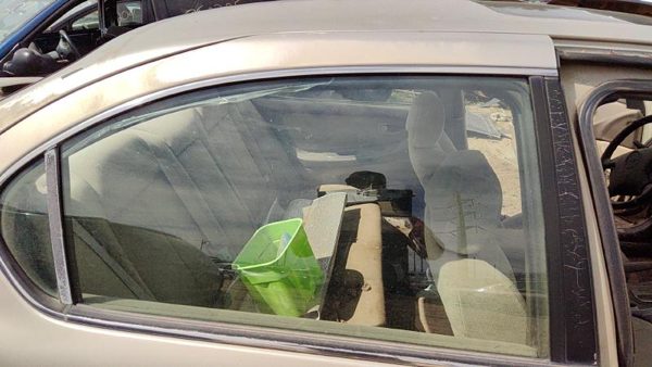 2000-2001 Nissan Maxima Passenger Right Rear Side Window Door Glass Oem Back — photo 3