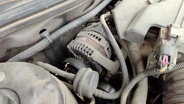 2007-2009 Chevy Equinox Alternator 3.4L 25862643 — photo 2