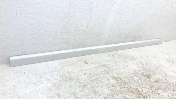 10-14 Legacy Outback Passenger Right Front Upper Moulding From Door Trim Strip 7 — photo 1