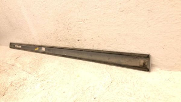 10-14 Legacy Outback Passenger Right Front Upper Moulding From Door Trim Strip 7 — photo 13