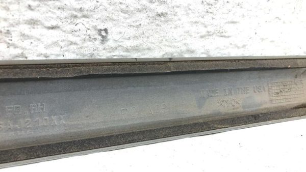 10-14 Legacy Outback Passenger Right Front Upper Moulding From Door Trim Strip 7 — photo 15