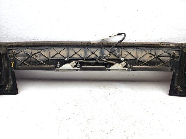 2000-2004 Subaru Legacy Center Middle Tail Light Brake Trunk Lamp Oem Rear — photo 11