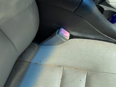 06-07 Monte Carlo Passenger Right Front Seat Belt Buckle Receiver Oem Gray 832