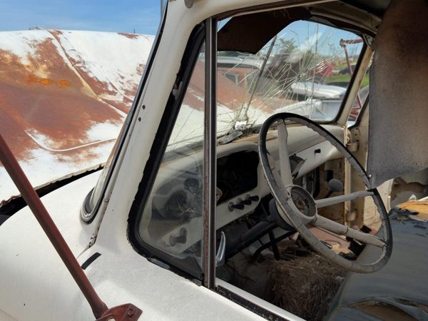 67-72 Ford F350 Driver Left Front Vent Window Small Door Glass With Frame Oem — photo 3
