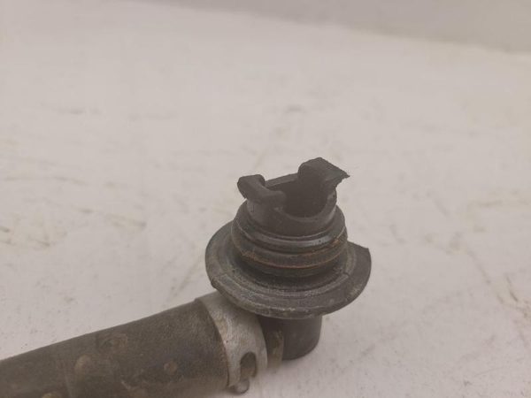 1997 Ct1500 Misc. Engine Part Chevy 1500 Brake Booster Vacuum Hose With — photo 2