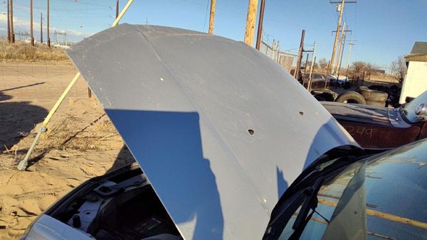 2009 Honda Pilot Hood Silver Si — photo 2