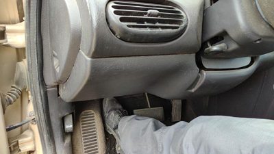 95-00 Dodge Stratus Lower Dash Under Column Knee Bolster Trim Panel Oem Agate Az