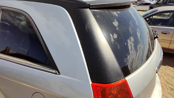 04-08 Pacifica Driver Left Rear Quarter Panel Moulding Upper Corner Silver PS2 — photo 2