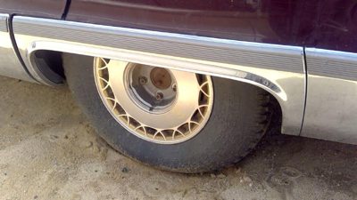 1993 Cadillac Fleetwood Quarter Panel Moulding LH Maroon