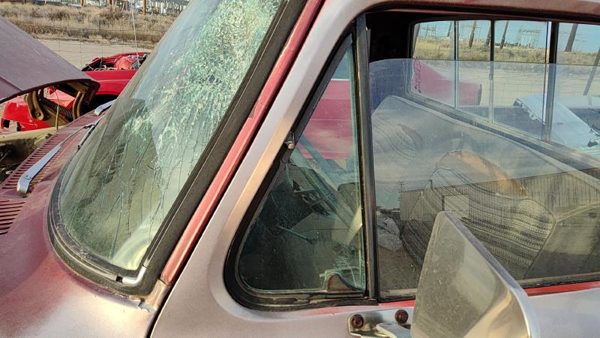 1975-1979 Ford F150 Driver Left Front Vent Window Small Door Glass With Frame — photo 3