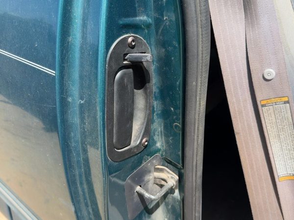 1997-2003 Ford F150 Passenger Right Rear Outside Door Handle Super Cab OEM — photo 1