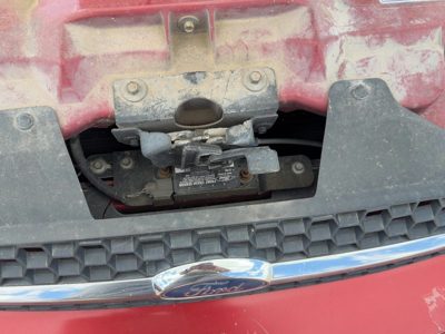 2000-2007 Ford Taurus Hood Latch Assembly With Bracket Oem Yf1Z8A419Aa