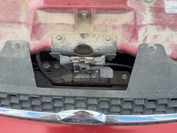 2000-2007 Ford Taurus Hood Latch Assembly With Bracket Oem Yf1Z8A419Aa — photo 3