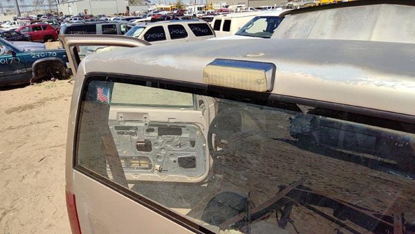 88-93 Gmc Sierra 2500 Third Brake Light Middle Lamp Oem — photo 4