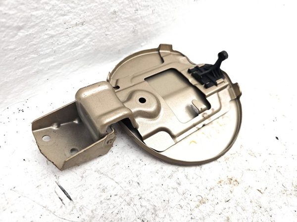 07-09 Suzuki Grand Vitara Xl-7 Fuel Tank Door With Hinge Gas Lid Oem Filler Gold — photo 11