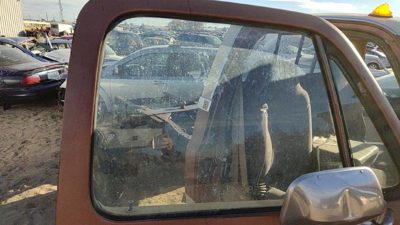 1981-1988 Chevy K30 Passenger Right Front Side Window Door Glass Oem 14022844