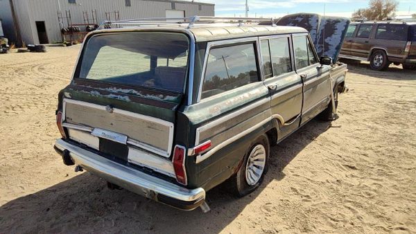 1984 Jeep Grand — vehicle photo 3