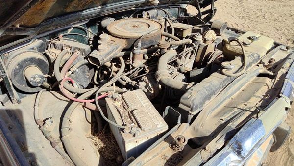 1984 Jeep Grand — vehicle photo 8