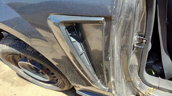 99-04 Mustang Passenger Right Rear Moulding On Quarter Panel Oem Shadow Gray Cx — photo 4