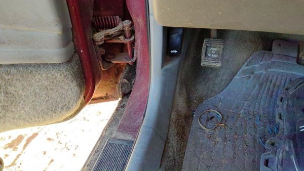 96-99 Olds 88 Driver Left Lower Sill Step Moulding Trim Panel Oem Gray — photo 1