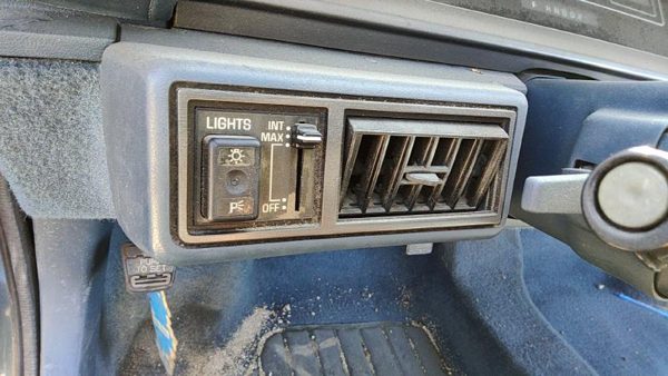 1988-1991 Olds Cutlass Cierra Headlight Switch Control Knob Buttons Dash Oem — photo 3