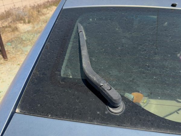 2004-2009 Toyota Prius Back Glass Wiper Arm Oem Rear Window Blade Liftgate Hatch — photo 3