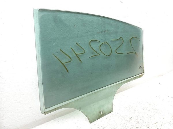 1998-2005 Vw Passat Passenger Right Rear Side Window Door Glass Oem Back — photo 5