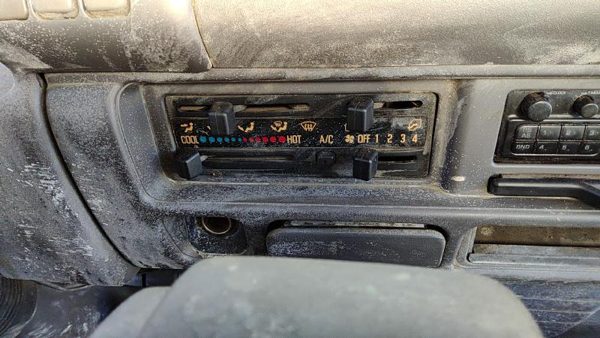1996 Isuzu Npr Temperature Control Module In Dash Heater Ac Head Unit Oem — photo 4