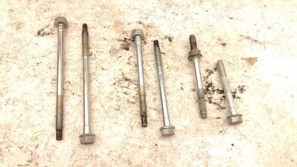 96-97 Ford Taurus Upper Intake Manifold With Bolts Hardware 3.0L Ohv F6dz9424jc — photo 4