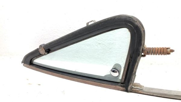73-87 Sierra K10 1500 Passenger Right Front Vent Window Small Door Glass W Frame — photo 5