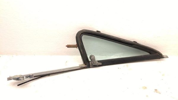 73-87 Sierra K10 1500 Passenger Right Front Vent Window Small Door Glass W Frame — photo 6