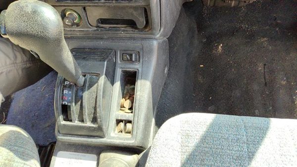 1997 Suzuki Sidekick Front Console Gray Gri — photo 4
